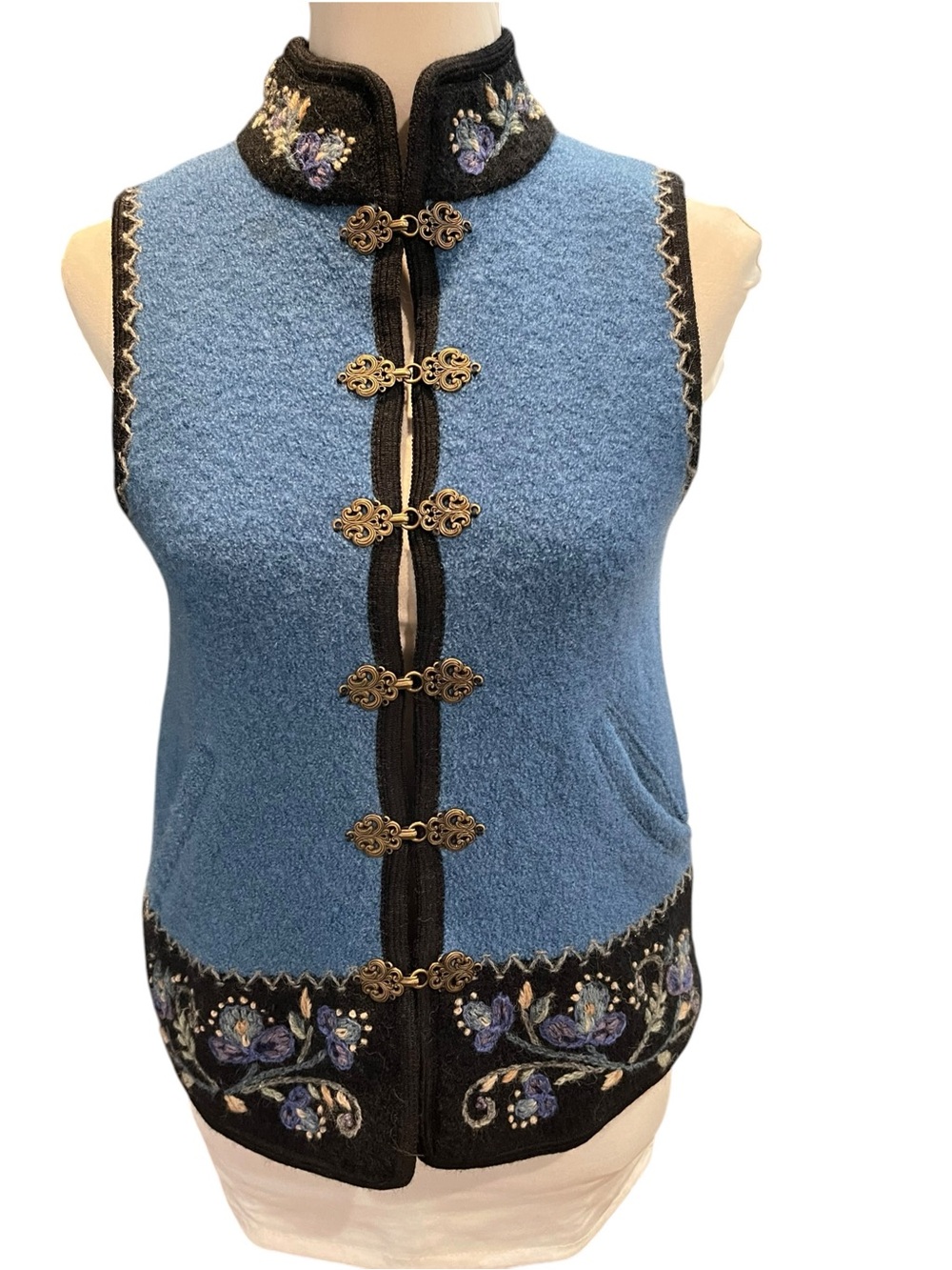 Vintage Icelandic Design Embroidered Wool Vest SZ S Blue Black